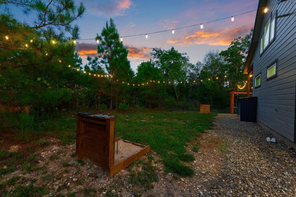 הוילה ברוקן בו Under The Stars - Secluded, Hot Tub, Firepit, Games מראה חיצוני תמונה